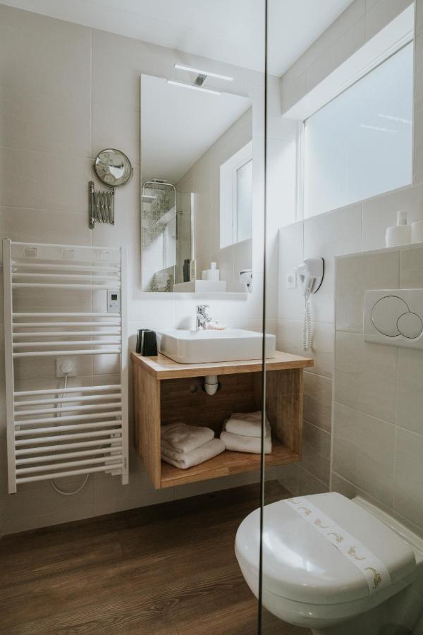 Hotel Aux Tamaris - Vue Mer Roscoff Eksteriør billede