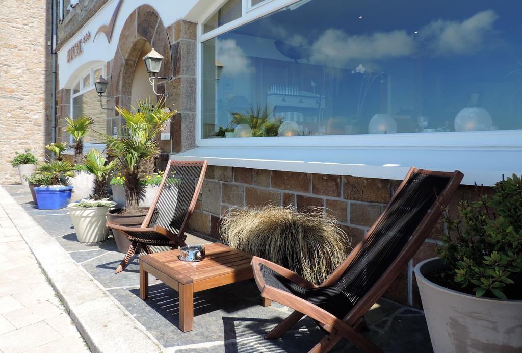 Hotel Aux Tamaris - Vue Mer Roscoff Eksteriør billede